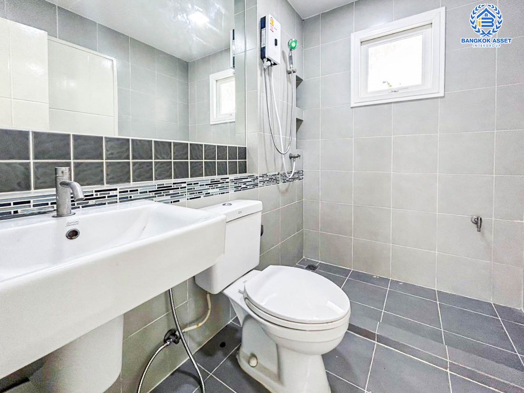 *****บ้านเดี่ยวมือสอง โครงการ คณาสิริ ศาลายา เนื้อที่ 50 ตร.ว. ฟังก์ชัน 3 ห้องนอน 2 ห้องน้ำ 2 ที่จอดรถ มีพื้นที่ข้างบ้าน บรรยากาศเป็นส่วนตัว บนทำเลเดินทางสะดวก เชื่อมต่อถนนกาญจนาภิเษก ถนนศาลายา ซอยวัดพระเงิน ใกล้ห้างสรรพสินค้าเซ็นทรัล ศาลายา