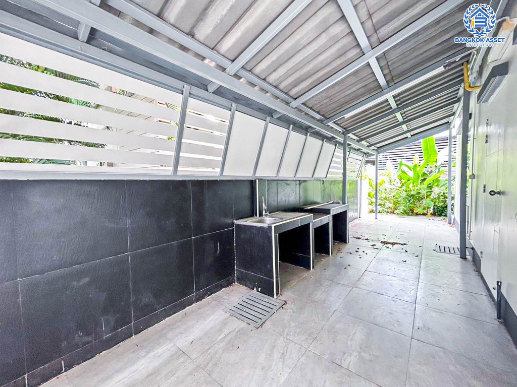 *****บ้านเดี่ยวมือสอง โครงการ คณาสิริ ศาลายา เนื้อที่ 50 ตร.ว. ฟังก์ชัน 3 ห้องนอน 2 ห้องน้ำ 2 ที่จอดรถ มีพื้นที่ข้างบ้าน บรรยากาศเป็นส่วนตัว บนทำเลเดินทางสะดวก เชื่อมต่อถนนกาญจนาภิเษก ถนนศาลายา ซอยวัดพระเงิน ใกล้ห้างสรรพสินค้าเซ็นทรัล ศาลายา