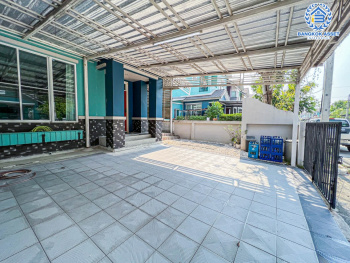 *****ทาวน์เฮ้าส์มือสองปทุมธานี โครงการ เดอะโฟริเอช รังสิต-นครนายก หลังมุม! เนื้อที่กว้างมากถึง 38.4 ตร.ว. ฟังก์ชัน 3 ห้องนอน 3 ห้องน้ำ 2 ที่จอดรถ บ้านสภาพดี แถมฟรี! 4 เครื่องปรับอากาศ บนทำเลเข้า-ออกเมืองสะดวก เชื่อมต่อถนนลำลูกกา, ถนนรังสิต-นครนายก