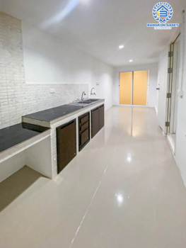 *****บ้านแฝดมือสอง โครงการ พฤกษาวิลเลจ43/2 บางบัวทอง-บางพูน เนื้อที่ 43.50 ตร.ว. ฟังก์ชัน 3 ห้องนอน 2 ห้องน้ำ 2 ที่จอดรถ บ้านแนวคิดใหม่ ดีไซน์ โมเดิร์น พร้อม Clubhouse ริม Double Lake บนทำเลดี เชื่อมต่อ ถ.รังสิต-ปทุมธานี ใกล้รถไฟฟ้าสายสีแดง "สถานีรังสิต"  และทางด่วน "วิภาวดี-รังสิต"