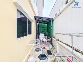 *****บ้านแฝดมือสอง โครงการ เดอะแพลนท์ คลองบางไผ่ สเตชั่น กาญจนาภิเษก เนื้อที่ 35 ตร.ว. ฟังก์ชัน 2 ห้องนอน 3 ห้องน้ำ 2 ที่จอดรถ บ้านกว้าง บรรยากาศเป็นส่วนตัว บนทำเลเดินทางสะดวก เชื่อมต่อถนนรัตนาธิเบศร์ ถนนกาญจนาภิเษก ใกล้รถไฟฟ้าสายสีม่วง "สถานีคลองบางไผ่" และจุดขึ้นทางด่วน "กาญจนาภิเษก"