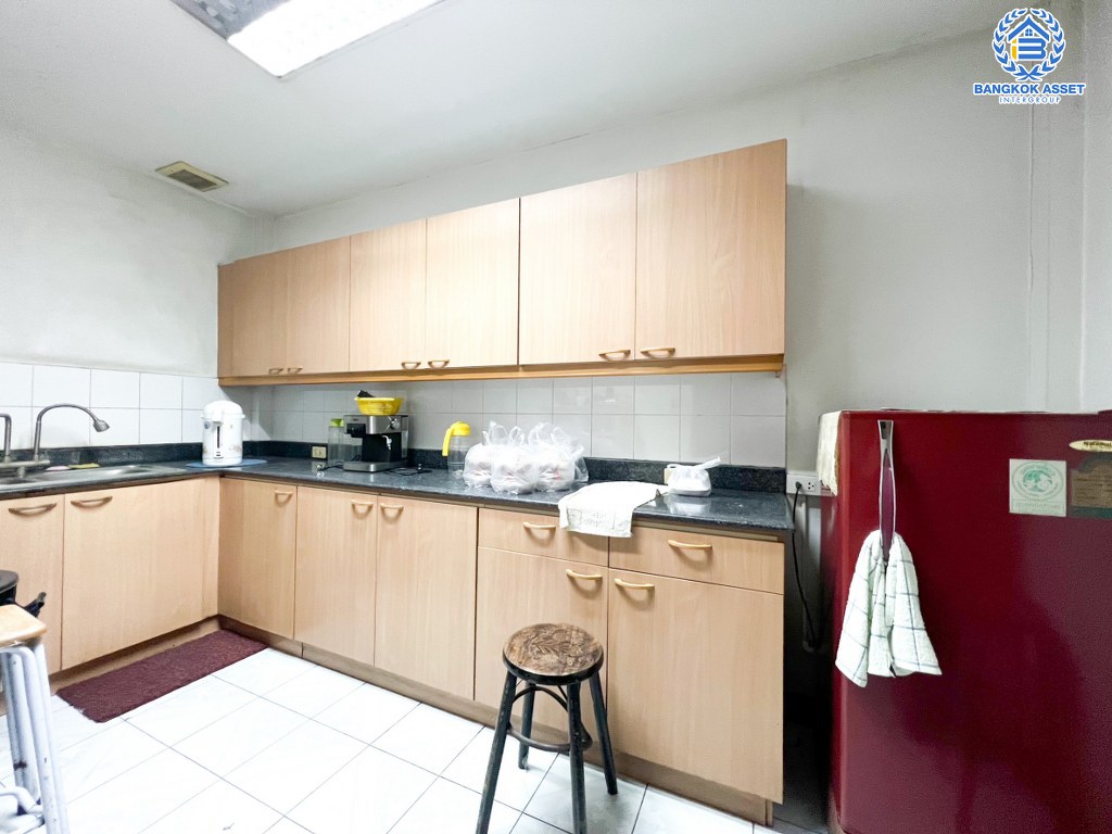 *****ที่ดินพร้อมโรงงานนครปฐม เนื้อที่ 3 ไร่ 1 งาน 93 ตร.ว. สาธารณูประโภคแวดล้อมครบครัน พร้อมใบประกอบกิจการ ด้านหลังติดคลองพญาพาน เชื่อมต่อถนนพระประโทน-บ้านแพ้ว ใกล้เซ็นทรัลศาลายา