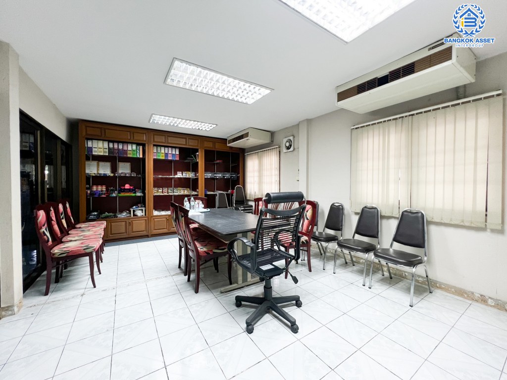 *****ที่ดินพร้อมโรงงานนครปฐม เนื้อที่ 3 ไร่ 1 งาน 93 ตร.ว. สาธารณูประโภคแวดล้อมครบครัน พร้อมใบประกอบกิจการ ด้านหลังติดคลองพญาพาน เชื่อมต่อถนนพระประโทน-บ้านแพ้ว ใกล้เซ็นทรัลศาลายา