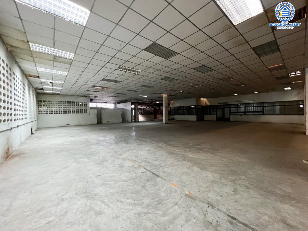 *****ที่ดินพร้อมโรงงานนครปฐม เนื้อที่ 3 ไร่ 1 งาน 93 ตร.ว. สาธารณูประโภคแวดล้อมครบครัน พร้อมใบประกอบกิจการ ด้านหลังติดคลองพญาพาน เชื่อมต่อถนนพระประโทน-บ้านแพ้ว ใกล้เซ็นทรัลศาลายา