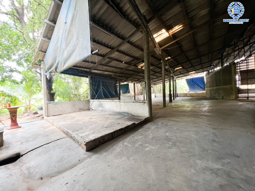 *****ที่ดินพร้อมโรงงานนครปฐม เนื้อที่ 3 ไร่ 1 งาน 93 ตร.ว. สาธารณูประโภคแวดล้อมครบครัน พร้อมใบประกอบกิจการ ด้านหลังติดคลองพญาพาน เชื่อมต่อถนนพระประโทน-บ้านแพ้ว ใกล้เซ็นทรัลศาลายา