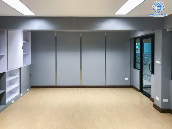 *****อาคารพาณิชย์มือสองกรุงเทพมหานคร สำนักงาน รามคำแหง ซ.4 รามคำแหง หลังมุม! เนื้อที่กว้างถึง 88 ตร.ว. ฟังก์ชัน 10 ห้องนอน 9 ห้องน้ำ ตึก 4 ชั้น พร้อมโกดัง 2 ชั้น สามารถเปิดเป็นสำนักงาน หรือออฟฟิศได้ บนทำเลเดินทางสะดวก ใกล้รถไฟฟ้าสายสีส้ม "สถานีหัวหมาก" และทางด่วน "พระราม 9,ฉลองรัช"