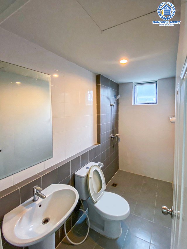 *****ทาวน์เฮ้าส์มือสองนนทบุรี โครงการ อารียาเดอะคัลเลอร์ บางบัวทอง-สุพรรณบุรี เนื้อที่กว้าง 17.5 ตร.ว. ฟังก์ชัน 3 ห้องนอน 2 ห้องน้ำ 1 ที่จอดรถ แถมฟรี! 1 เครื่องปรับอากาศ บนทำเลแห่งการเดินทาง เชื่อมต่อถนนบางบัวทอง-สุพรรณบุรี, ถนนกาญจาภิเษก จองเลย!