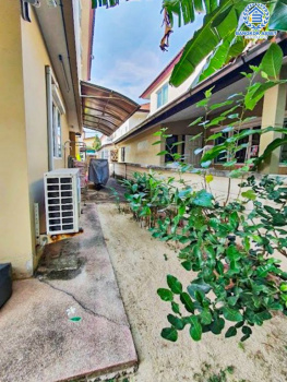 *****บ้านเดี่ยวมือสอง โครงการ คุณาภัทร3 กาญจนาภิเษก เนื้อที่ 52.50 ตร.ว. ฟังก์ชัน 4 ห้องนอน 3 ห้องน้ำ 1 ที่จอดรถ สภาพเหมือนใหม่ พร้อมเข้าอยู่ การเดินทางสะดวกทำเลเชื่อมถนนสายหลักสำคัญ เช่น ถนนกาญจนาภิเษก ถนนรัตนาธิเบศร์ ใกล้รถไฟฟ้าสายสีม่วง "สถานีคลองบางไผ่" และจุดขึ้นทางด่วน "ศรีรัช"