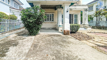 *****บ้านเดี่ยวมือสอง โครงการ ชัยพฤกษ์ บางบัวทอง จากแบรนด์คุณภาพ L&H เนื้อที่กว้าง 73.70 ตร.ว. ฟังก์ชัน 3 ห้องนอน 2 ห้องน้ำ 2 ที่จอดรถ รอบบ้านกว้างขวาง มีเป็นส่วนตัว สภาพแวดล้อมโครงการดี ตั้งบนทำเลเดินทางสะดวก เชื่อมต่อถนนราชพฤกษ์ ถนนกาญจนาภิเษก ใกล้โครงการรถไฟฟ้าสายสีม่วง "สถานีบางพลู"...