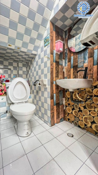 *****อาคารพาณิชย์มือสอง ซอยภูมิจิตร พระราม4 หลังมุม เนื้อที่กว้าง 11.90 ตร.ว. ฟังก์ชัน 3 ห้องนอน 3 ห้องน้ำ ขายพร้อมคนเช่า เหมาะกับทำธุรกิจเปิดกิจการ บนทำเลเมือง เดินทางสะดวก เชื่อมต่อหลากหลายเส้นทาง ทั้ง ถนนพระราม4 ถนนสุขุมวิท ใกล้โครงการรถไฟฟ้าสายสีเขียว "สถานีพระขโนง"