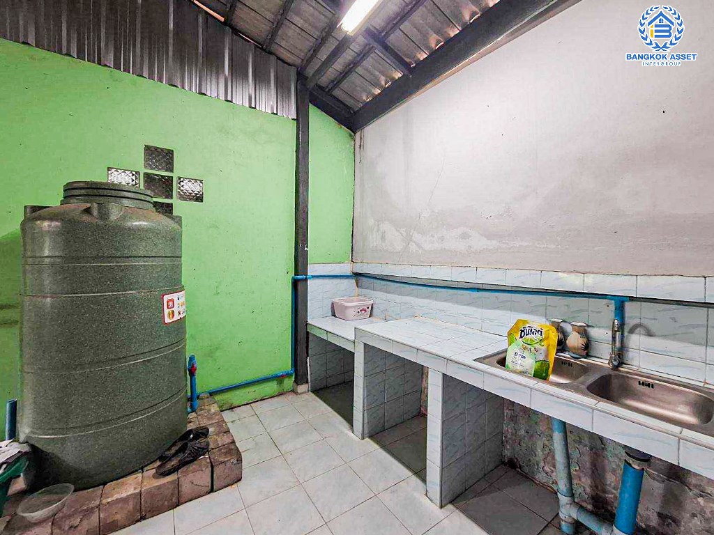 *****บ้านเดี่ยวมือสอง บ้านสีวลี ติวานนท์ เนื้อที่กว้าง 76.10 ตร.ว. ฟังก์ชัน 4 ห้องนอน 4 ห้องน้ำ 3 ที่จอดรถ บ้านสภาพเหมือนใหม่ บนทำเลเดินทางสะดวก เชื่อมต่อถนนชัยพฤกษ์ ถนนติวานนท์-ปทุมธานี ถนนแจ้งวัฒนะ-ปากเกร็ด ใกล้รถไฟฟ้าสายสีชมพู "สถานีแจ้งวัฒนะ" และจุดขึ้นทางด่วน "แจ้งวัฒนะ"