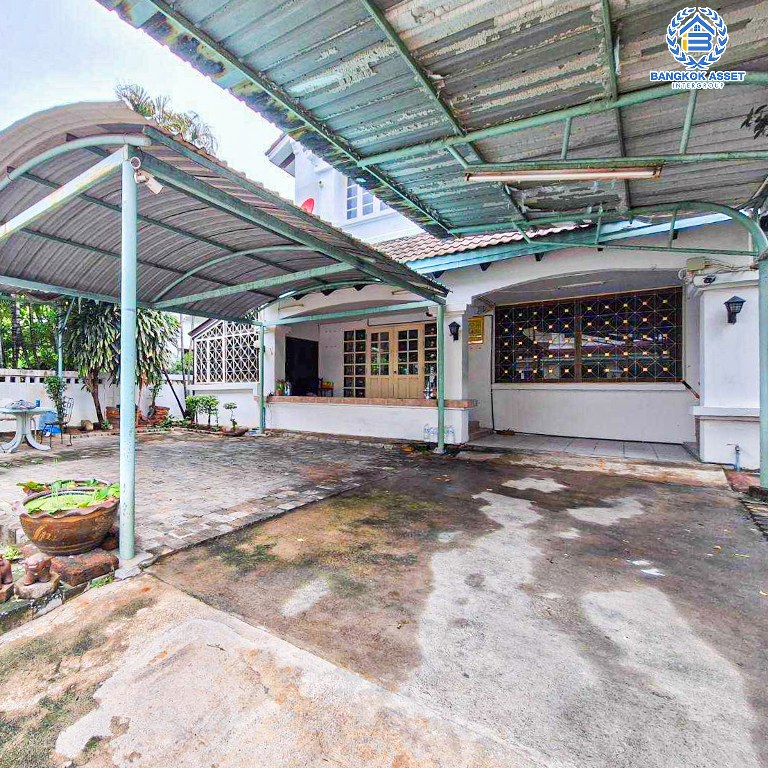 *****บ้านเดี่ยวมือสอง บ้านสีวลี ติวานนท์ เนื้อที่กว้าง 76.10 ตร.ว. ฟังก์ชัน 4 ห้องนอน 4 ห้องน้ำ 3 ที่จอดรถ บ้านสภาพเหมือนใหม่ บนทำเลเดินทางสะดวก เชื่อมต่อถนนชัยพฤกษ์ ถนนติวานนท์-ปทุมธานี ถนนแจ้งวัฒนะ-ปากเกร็ด ใกล้รถไฟฟ้าสายสีชมพู "สถานีแจ้งวัฒนะ" และจุดขึ้นทางด่วน "แจ้งวัฒนะ"