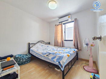 *****ทาวน์เฮ้าส์มือสองกรุงเทพมหานคร โครงการ เดอะคอนเนค37 วิภาวดี หลังมุม! เนื้อที่กว้าง 31.1 ตร.ว. ฟังก์ชัน 3 ห้องนอน 2 ห้องน้ำ 2 ที่จอดรถ บ้านสภาพสวย พร้อมเข้าอยู่ บนทำเลดี เชื่อมต่อ ถนนสรงประภา, ถนนแจ้งวัฒนะ ใกล้รถไฟฟ้าสายสีแดง "สถานีดอนเมือง" จองเลย!