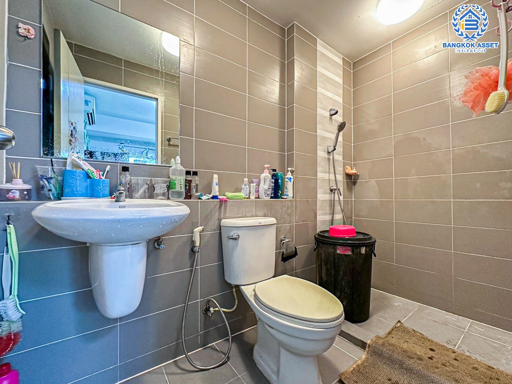 *****ทาวน์เฮ้าส์มือสอง โครงการ พลีโน่ ชัยพฤกษ์ หลังมุม จากแบรนด์ AP บนเนื้อที่ 29.30 ตร.ว. ฟังก์ชัน 3 ห้องนอน 2 ห้องน้ำ 2 ที่จอดรถ แถมฟรี! เครื่องปรับอากาศ พร้อมเข้าอยู่ เชื่อมต่อถนนชัยพฤกษ์ ถนนบางกรวย-ไทรน้อย ถนนราชพฤกษ์ ใกล้เซ็นทรัลเวสต์เกต และจุดขึ้นทางด่วน "แจ้งวัฒนะ"