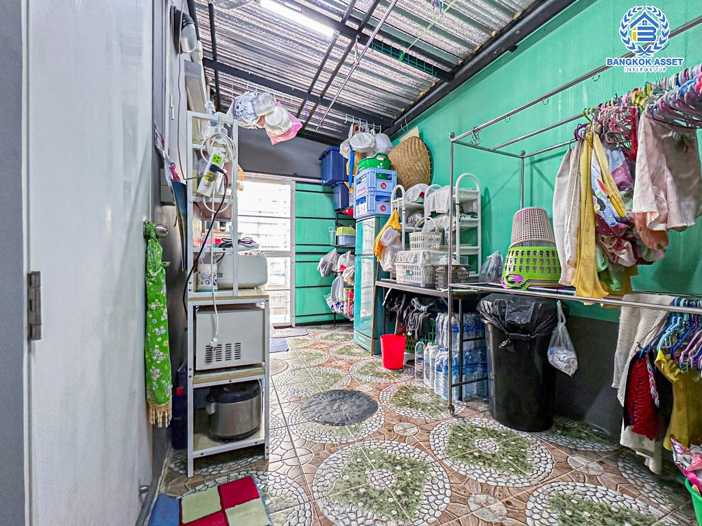 *****ทาวน์เฮ้าส์มือสอง โครงการ พลีโน่ ชัยพฤกษ์ หลังมุม จากแบรนด์ AP บนเนื้อที่ 29.30 ตร.ว. ฟังก์ชัน 3 ห้องนอน 2 ห้องน้ำ 2 ที่จอดรถ แถมฟรี! เครื่องปรับอากาศ พร้อมเข้าอยู่ เชื่อมต่อถนนชัยพฤกษ์ ถนนบางกรวย-ไทรน้อย ถนนราชพฤกษ์ ใกล้เซ็นทรัลเวสต์เกต และจุดขึ้นทางด่วน "แจ้งวัฒนะ"