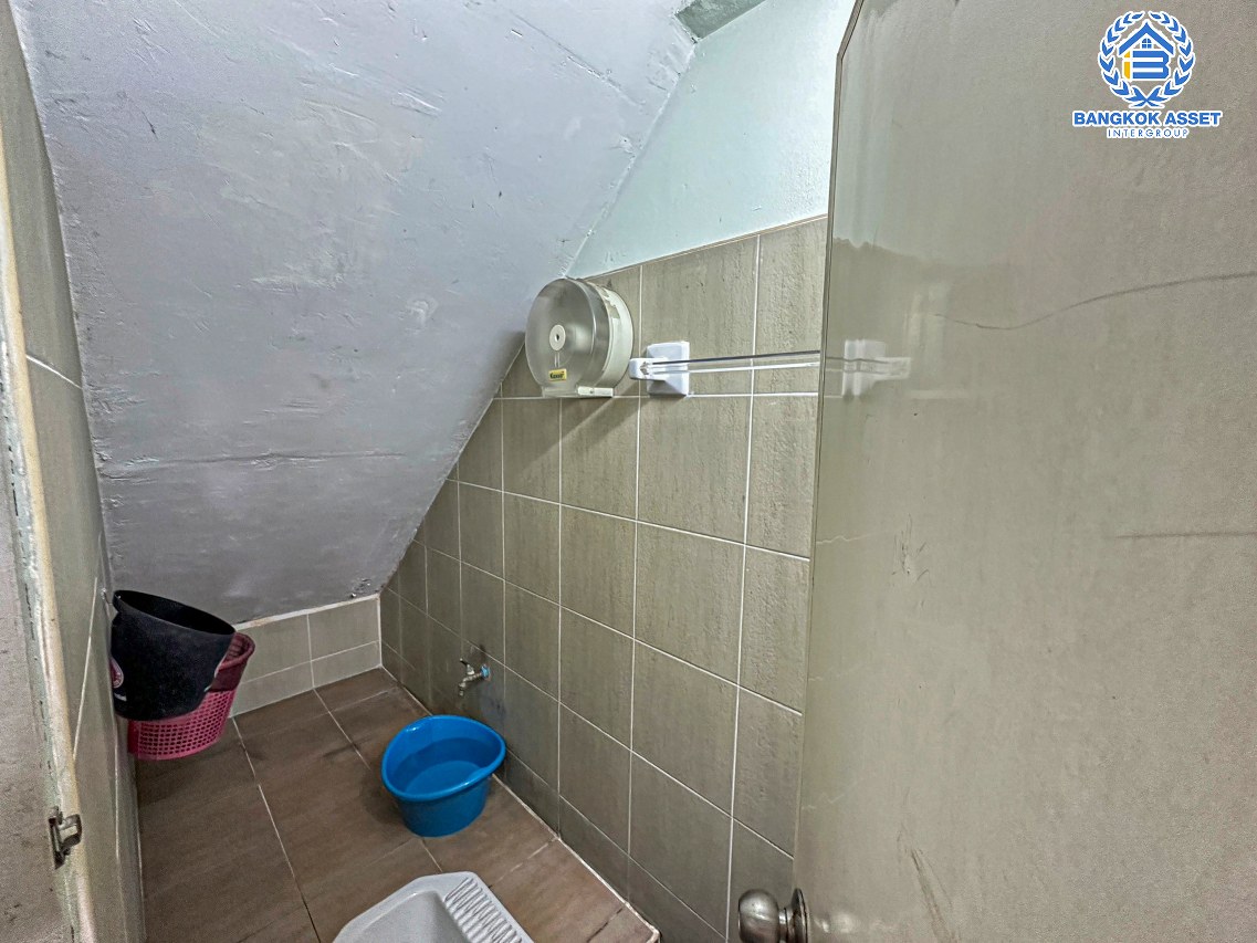 *****อาคารพาณิชย์มือสองนนทบุรี โครงการ บัวทองธานี บางกรวย-ไทรน้อย เนื้อที่กว้าง 42 ตร.ว. ฟังก์ชัน 4 ห้องนอน 4 ห้องน้ำ 2 ที่จอดรถ อาคารสภาพดี บนทำเลแห่งการเดินทาง เชื่อมต่อถนนกาญจนาภิเษก ใกล้รถไฟฟ้าสายสีม่วง "สถานีคลองบางไผ่" จองเลย!