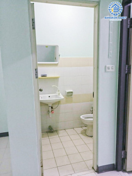 *****คอนโดมิเนียมมือสองกรุงเทพมหานคร โครงการ บ้านเอื้ออาทรบางเขน คลองถนน1 ห้องมุม! เนื้อที่กว้าง 31.85 ตร.ม. ฟังก์ชัน 1 ห้องนอน 1 ห้องน้ำ 1 ที่จอดรถ ห้องพร้อมอยู่ บนทำเลเดินทางสะดวก ใกล้รถไฟฟ้าสายสีเขียว "สถานีสะพานใหม่" และจุดขึ้นทางด่วน "สุขาภิบาล 5-2"