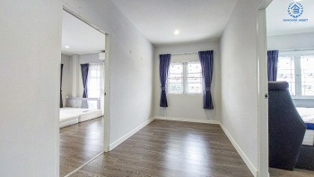 *****บ้านเดี่ยวมือสอง โครงการ ลภาวัน9 ชัยพฤกษ์-แจ้งวัฒนะ เนื้อที่ 60 ตร.ว. ฟังก์ชัน 3 ห้องนอน 2 ห้องน้ำ 2 ที่จอดรถ บ้านสภาพดีเยี่ยม พร้อมเข้าอยู่ บนทำเลเดินทางสะดวก เชื่อมต่อถนนราชพฤกษ์ ถนนรัตนาธิเบศร์ ถนนชัยพฤกษ์ ใกล้รถไฟฟ้าสายสีม่วง "สถานีบางพลู" และจุดขึ้นทางด่วน "ศรีรัช"