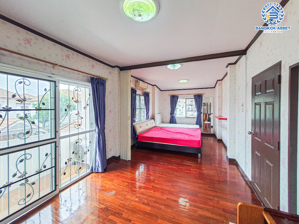 *****บ้านเดี่ยวมือสอง โครงการ ซื่อตรง บางใหญ่ เฟส1 เนื้อที่ 50 ตร.ว. ฟังก์ชัน 3 ห้องนอน 2 ห้องน้ำ 2 ที่จอดรถ บ้านสวย บรรยากาศเป็นส่วนตัว เหมาะกับไลฟ์สไตล์หลากหลาย บนทำเลเดินทางสะดวก เชื่อมต่อถนนบางบัวทอง-สุพรรณบุรี ถนนบางกรวย-ไทรน้อย ถนนวงแหวนตะวันตก ใกล้เซ็นทรัลแจ้งวัฒนะ