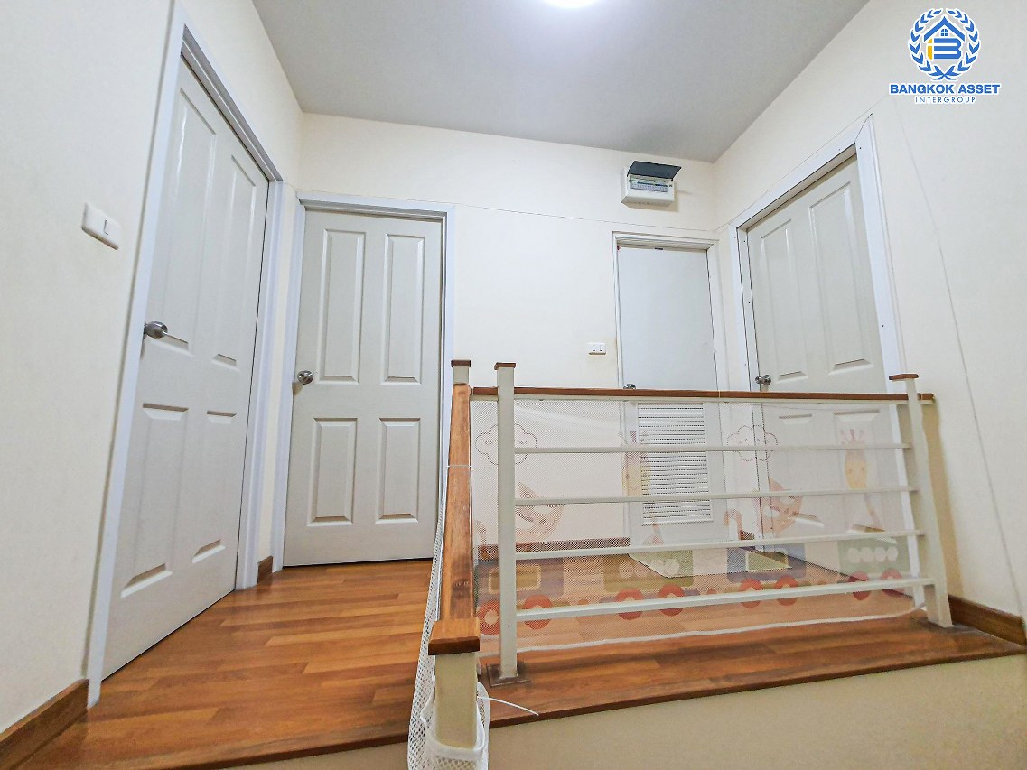 *****ทาวน์เฮ้าส์มือสองนนทบุรี โครงการ พฤกษาทาวน์ ราชพฤกษ์-พระราม5 เนื้อที่กว้าง 22.1 ตร.ว. ฟังก์ชัน 3 ห้องนอน 2 ห้องน้ำ 2 ที่จอดรถ แถมฟรี! 3 เครื่องปรับอากาศ 1 เครื่องทำน้ำอุ่น บนทำเลเดินทางสะดวก ติดถนนราชพฤกษ์ ใกล้รถไฟฟ้าสายสีม่วง  "สถานีบางรักใหญ่" จองเลย!