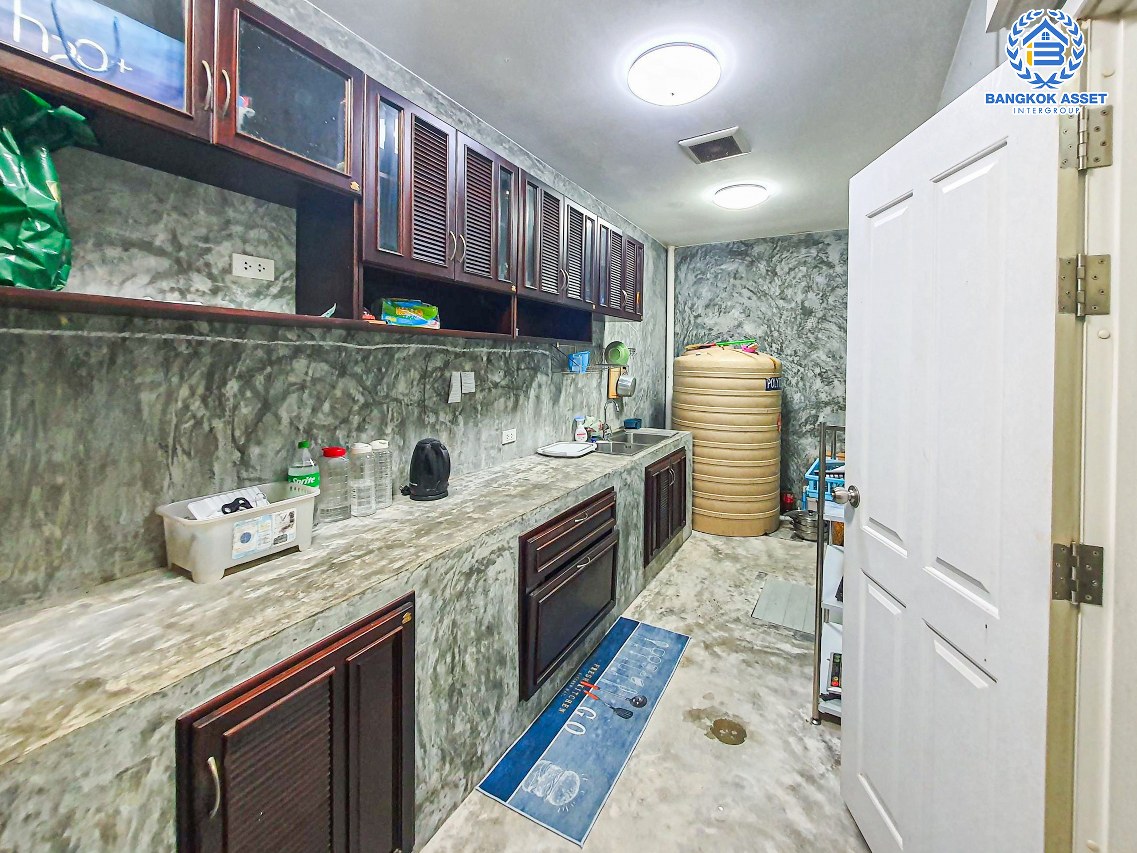 *****ทาวน์เฮ้าส์มือสองนนทบุรี โครงการ พฤกษาทาวน์ ราชพฤกษ์-พระราม5 เนื้อที่กว้าง 22.1 ตร.ว. ฟังก์ชัน 3 ห้องนอน 2 ห้องน้ำ 2 ที่จอดรถ แถมฟรี! 3 เครื่องปรับอากาศ 1 เครื่องทำน้ำอุ่น บนทำเลเดินทางสะดวก ติดถนนราชพฤกษ์ ใกล้รถไฟฟ้าสายสีม่วง  "สถานีบางรักใหญ่" จองเลย!