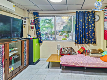 *****ทาวน์เฮ้าส์มือสองกรุงเทพมหานคร หมู่บ้าน พร้อมชัย เพชรเกษม หลังมุม! เนื้อที่ 17 ตร.ว. ฟังก์ชัน 2 ห้องนอน 2 ห้องน้ำ 2 ที่จอดรถ บ้านสภาพดี แถมฟรี! 3 เครื่องปรับอากาศ 1 เครื่องทำน้ำอุ่น บนทำเลแห่งการเดินทาง ใกล้รถไฟฟ้าสายสีน้ำเงิน "สถานีหลักสอง" และจุดขึ้นทางด่วน "พระราม 2"