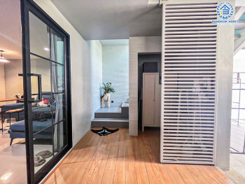 *****ทาวน์โฮม 3 ชั้นมือสอง โครงการ zebra zone งามวงศ์วาน6 แยก21 เนื้อที่กว้าง 22.20 ตร.ว. ฟังก์ชัน 4 ห้องนอน 4 ห้องน้ำ 2 ที่จอดรถ บ้านสวยตกแต่งโมเดิร์น พร้อมเข้าอยู่ บนทำเลใกล้เมือง เชื่อมต่อถนนรัตนาธิเบศร์ ถนนติวานนท์ ใกล้รถไฟฟ้าสายสีม่วง "สถานีกระทรวงสาธารณสุข " และจุดขึ้นทางด่วน "งามวงศ์วาน"