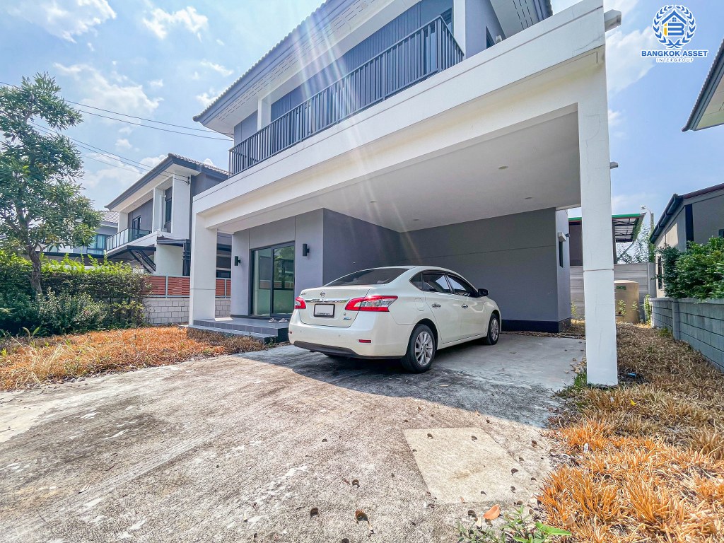 *****บ้านเดี่ยวมือสอง โครงการ เซนโทร บางใหญ่ เนื้อที่กว้าง 51.90 ตร.ว. ฟังก์ชัน 3 ห้องนอน 3 ห้องน้ำ 2 ที่จอดรถ บ้านยังใหม่ เจ้าของเดิมไม่เคยเข้าอยู่ โครงการตั้งบนทำเลดี เชื่อมต่อถนนกาญจนาภิเษก ถนนบ้านกล้วย-ไทรน้อย ถนนชัยพฤกษ์ ใกล้รถไฟฟ้าสายสีม่วง "สถานีคลองบางไผ่"