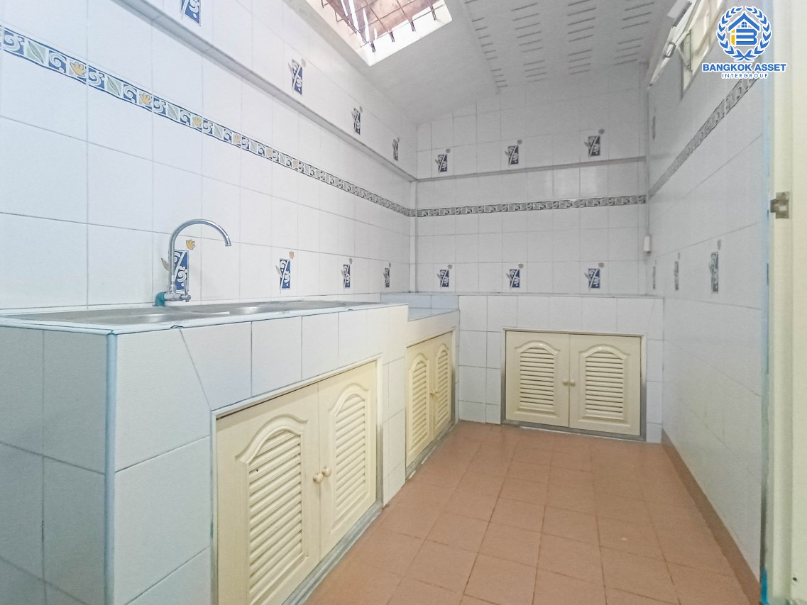 *****ทาวน์เฮ้าส์มือสองนนทบุรี โครงการ ดรีมเพลส กาญจนาภิเษก เนื้อที่ 18 ตร.ว. ฟังก์ชัน 2 ห้องนอน 2 ห้องน้ำ 1 ที่จอดรถ บ้านพร้อมเข้าอยู่ แถมฟรี! 3 เครื่องปรับอากาศ , 2 เครื่องทำน้ำอุ่น บนทำเลแห่งการเดินทาง เชื่อมต่อ ถนนกาญจนาภิเษก, ถนนนครอินทร์, ถนนราชพฤกษ์ ใกล้ทางด่วน "ศรีรัช"