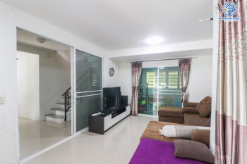 *****บ้านแฝดมือสอง โครงการ โฮมเพลส วงแหวน-รัตนาธิเบศร์ หลังมุม! เนื้อที่กว้างขวางมากถึง 43.10 ตร.ว. ฟังก์ชัน 3 ห้องนอน 2 ห้องน้ำ ที่จอดรถ 2 คัน ต่อเติมครบ พร้อมเข้าอยู่ ตั้งอยู่บนทำเลแห่งการเดินทาง ใกล้รถไฟฟ้าสายสีม่วง "สถานีคลองบางไผ่" และจุดขึ้นทางด่วน "กาญจนาภิเษก"