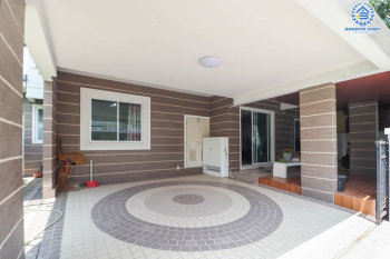 *****บ้านแฝดมือสอง โครงการ โฮมเพลส วงแหวน-รัตนาธิเบศร์ หลังมุม! เนื้อที่กว้างขวางมากถึง 43.10 ตร.ว. ฟังก์ชัน 3 ห้องนอน 2 ห้องน้ำ ที่จอดรถ 2 คัน ต่อเติมครบ พร้อมเข้าอยู่ ตั้งอยู่บนทำเลแห่งการเดินทาง ใกล้รถไฟฟ้าสายสีม่วง "สถานีคลองบางไผ่" และจุดขึ้นทางด่วน "กาญจนาภิเษก"