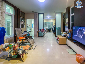 *****บ้านเดี่ยวมือสอง โครงการ ภัสสร11 ประชาชื่น เนื้อที่ 60 ตร.ว. ฟังก์ชัน 5 ห้องนอน 4 ห้องน้ำ 2 ที่จอดรถ บ้านสภาพดีเยี่ยม พร้อมเข้าอยู่ บนทำเลเดินทางสะดวก เชื่อมต่อถนนแจ้งวัฒนะ ถนนสามัคคี ถนนงามวงศ์วาน ใกล้รถไฟฟ้าสายสีแดง "สถานีบางเขน" และจุดขึ้นทางด่วน "งามวงศ์วาน"