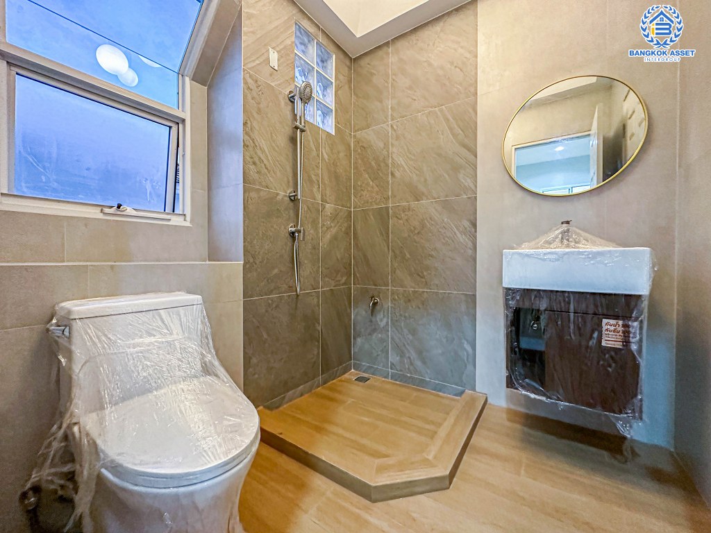 *****บ้านเดี่ยวมือสอง มัณฑนา ปิ่นเกล้า-พระราม5 หลังมุม เนื้อที่ 63 ตร.ว. ฟังก์ชัน 3 ห้องนอน 2 ห้องน้ำ 2 ที่จอดรถ บ้านหลังใหญ่สภาพดีเยี่ยม สิ่งแนวยความสะดวกโครงการครบครัน บนทำเลเดินทางสะดวก เชื่อมต่อถนนพระราม5-นครอินทร์ ถนนสวนผัก ถนนกาญจนาภิเษก ใกล้เดอะวอล์ค ราชพฤกษ์