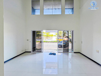 *****บ้านมือสอง อาคารพาณิชย์ซอยแก้วอินทร์ แก้วอินทร์ หลังมุม เนื้อที่กว้าง 23.20 ตร.ว. ฟังก์ชัน 3 ห้องนอน 3 ห้องน้ำ 1 ที่จอดรถ อาคาร 3 ชั้น บนทำเลเดินทางสะดวกติดถนนใหญ่ เหมาะกับประกอบธุรกิจ เชื่อมต่อถนนแก้วอินทร์ ถนนกาญจนาภิเษก ถนนรัตนาธิเบศร์ ใกล้รถไฟฟ้าสายสีม่วง "สถานีตลาดบางใหญ่"