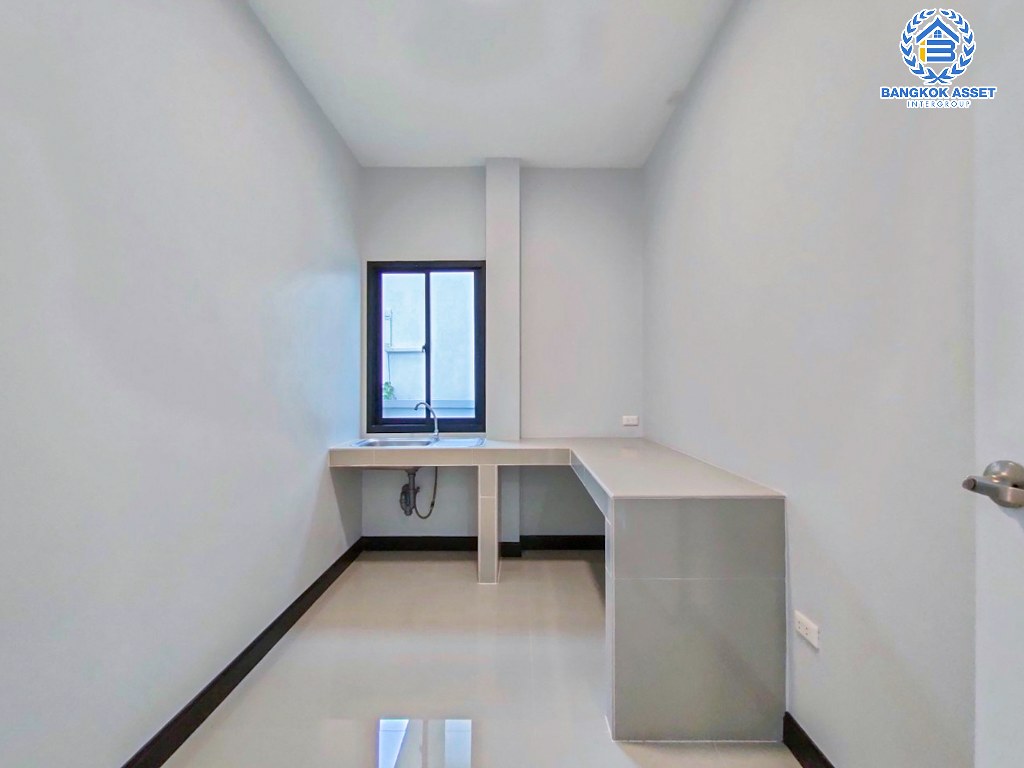 *****บ้านเดี่ยวมือสอง โครงการ เดอะโซเชียลพลัส เพชรเกษม-สามพราน เนื้อที่ 50.80 ตร.ว. ฟังก์ชัน 3 ห้องนอน 4 ห้องน้ำ 2 ที่จอดรถ ภายในสภาพดีเยี่ยม มีพื้นที่รอบบ้าน แถมฟรี! เครื่องปรับอากาศ บนทำเลเดินทางสะดวก เชื่อมต่อถนนเพชรเกษม ถนนบรมราชชนนี