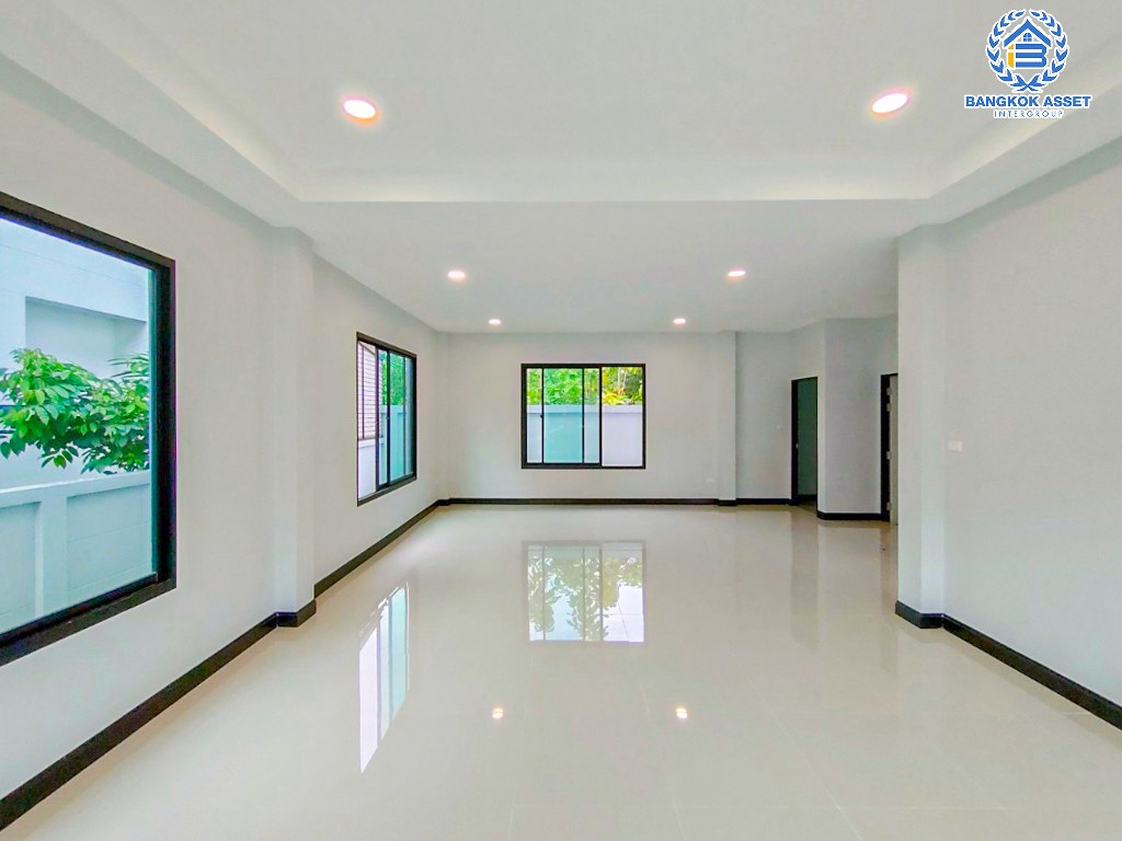 *****บ้านเดี่ยวมือสอง โครงการ เดอะโซเชียลพลัส เพชรเกษม-สามพราน เนื้อที่ 50.80 ตร.ว. ฟังก์ชัน 3 ห้องนอน 4 ห้องน้ำ 2 ที่จอดรถ ภายในสภาพดีเยี่ยม มีพื้นที่รอบบ้าน แถมฟรี! เครื่องปรับอากาศ บนทำเลเดินทางสะดวก เชื่อมต่อถนนเพชรเกษม ถนนบรมราชชนนี