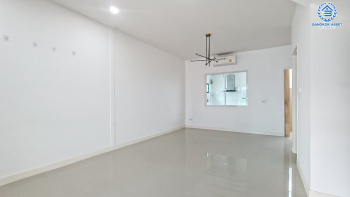 *****ทาวน์เฮ้าส์มือสองนนทบุรี โครงการ เดอะเมทโทร รัตนาธิเบศร์ หลังมุม! เนื้อที่กว้าง 20.3 ตร.ว. ฟังก์ชัน 3 ห้องนอน 2 ห้องน้ำ 2 ที่จอดรถ บ้านสภาพดี พร้อมเข้าอยู่ บนทำเลเดินทางสะดวก เชื่อมต่อถนนรัตนาธิเบศร์, ถนนบางกรวย-ไทรน้อย ใกล้รถไฟฟ้าสายสีม่วง "สถานีไทรม้า" และทางด่วน "งามวงศ์วาน"