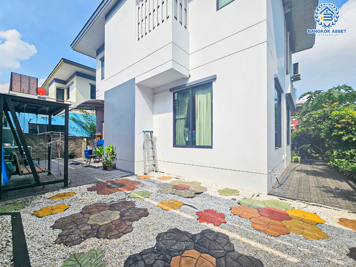 *****บ้านเดี่ยวมือสองกรุงเทพมหานคร โครงการ ปริญสิริ กาญจนาภิเษก เนื้อที่กว้าง 53.1 ตร.ว. ฟังก์ชัน 3 ห้องนอน 3 ห้องน้ำ 2 ที่จอดรถ แถมฟรี! 5 เครื่องปรับอากาศ 1 เครื่องทำน้ำอุ่น บนทำเลแห่งการเดินทาง เชื่อมต่อถนนเอกชัย, ถนนพระราม 2 ใกล้รถไฟฟ้าสายสีน้ำเงิน "สถานีหลักสอง" และทางด่วน "พระราม 2"