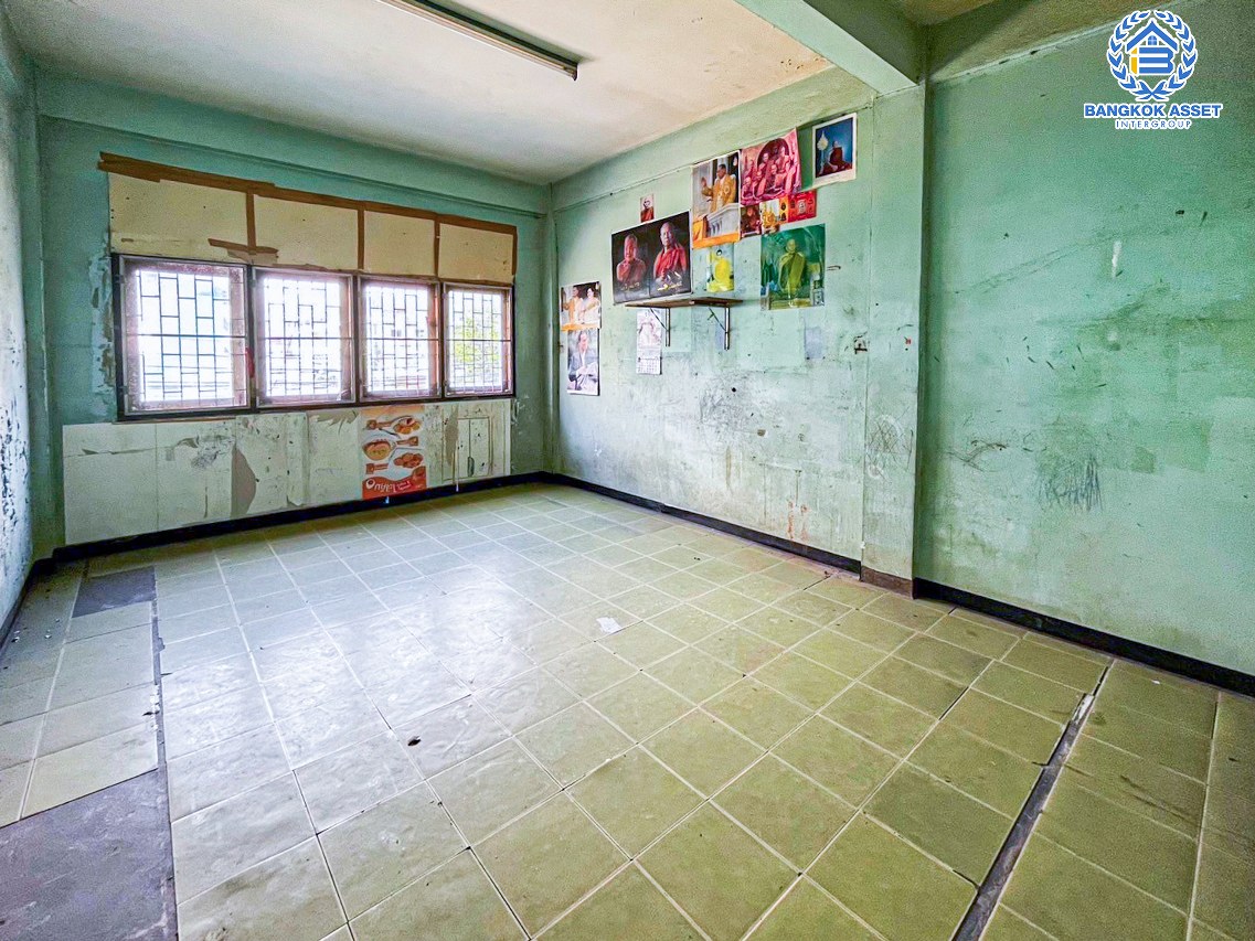 *****อาคารพาณิชย์มือสองกรุงเทพมหานคร อาคารพาณิชย์ ซอยจันทน์43 รัชดาภิเษก เนื้อที่กว้าง 32 ตร.ว. ฟังก์ชัน 10 ห้องนอน 2 ห้องน้ำ บนทำเลแห่งการเดินทาง เชื่อมต่อถนนรัชดาภิเษก, ถนพระราม3 ใกล้จุดขึ้นทางด่วน "พระราม3"