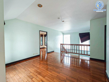 *****บ้านเดี่ยวมือสองกรุงเทพมหานคร โครงการ โนเบิล วานา วัชรพล เนื้อที่กว้างขวางถึง 74.4 ตร.ว. ฟังก์ชัน 3 ห้องนอน 3 ห้องน้ำ 2 ที่จอดรถ แถมฟรี! 4 เครื่องปรับอากาศ 1 เครื่องทำน้ำอุ่น บนทำเลเชื่อมต่อ ถนนรามอินทรา, ถนนนวมินทร์, ถนนคู้บอน ใกล้รถไฟฟ้าสายสีชมพู "สถานีวัชพล" และทางด่วน "จตุโชติ"