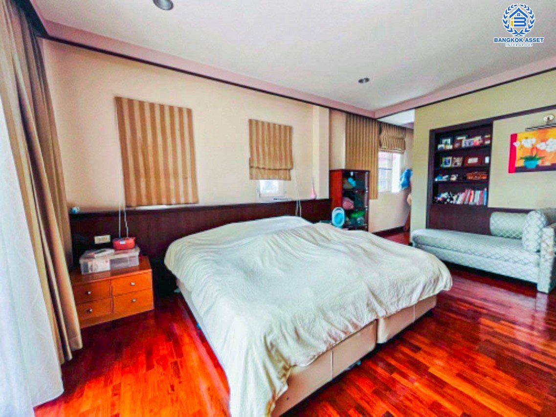 *****บ้านเดี่ยวมือสองกรุงเทพมหานคร โครงการ อิมพิเรียลพาร์ค เฉลิมพระเกียรติ ร.9 เนื้อที่กว้าง 51.7 ตร.ว. ฟังก์ชัน 3 ห้องนอน 2 ห้องน้ำ 2 ที่จอดรถ บ้านสภาพดี บนทำเลใกล้สนามบินสุวรรณภูมิ, รถไฟฟ้าสายสีเหลือง "สถานีศรีอุดม" และจุดขึ้นทางด่วน "พระราม 9"