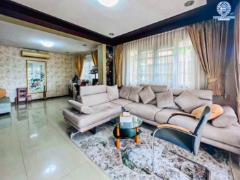 *****บ้านเดี่ยวมือสองกรุงเทพมหานคร โครงการ อิมพิเรียลพาร์ค เฉลิมพระเกียรติ ร.9 เนื้อที่กว้าง 51.7 ตร.ว. ฟังก์ชัน 3 ห้องนอน 2 ห้องน้ำ 2 ที่จอดรถ บ้านสภาพดี บนทำเลใกล้สนามบินสุวรรณภูมิ, รถไฟฟ้าสายสีเหลือง "สถานีศรีอุดม" และจุดขึ้นทางด่วน "พระราม 9"