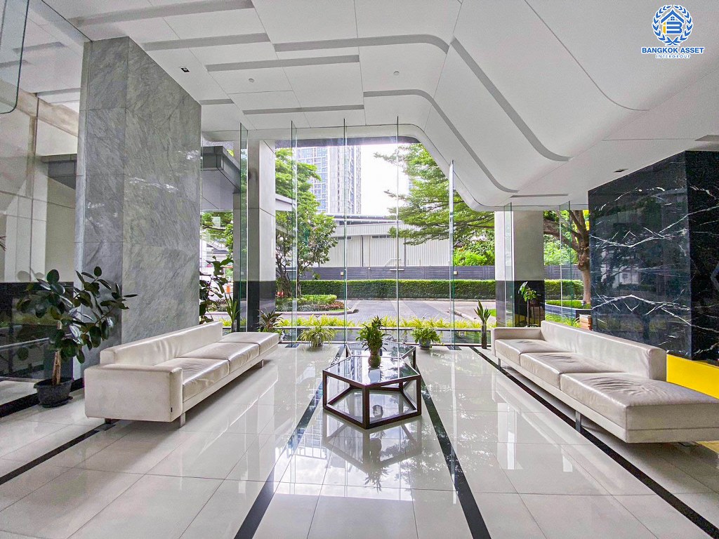 *****คอนโดมิเนียมมือสอง โครงการ ไฮฟ์ สาทร ห้องมุม คุณภาพจาก Sansiri พื้นที่ใช้สอย 48.52 ตร.ม. ฟังก์ชัน 1 ห้องนอน 1 ห้องน้ำ 1 ที่จอดรถ บนทำเลดีท่ามกลางสิ่งอำนวยความสะดวกครบครัน เชื่อมต่อถนนกรุงธนบุรี ถนนลาดหญ้า ถนนประชานิเวศน์ ติดโครงการรถไฟฟ้าสายสีเขียว "สถานีสถานีกรุงธนบุรี"