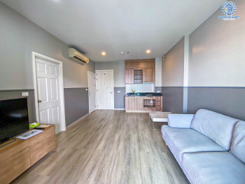 *****คอนโดมิเนียมมือสอง โครงการ ไฮฟ์ สาทร ห้องมุม คุณภาพจาก Sansiri พื้นที่ใช้สอย 48.52 ตร.ม. ฟังก์ชัน 1 ห้องนอน 1 ห้องน้ำ 1 ที่จอดรถ บนทำเลดีท่ามกลางสิ่งอำนวยความสะดวกครบครัน เชื่อมต่อถนนกรุงธนบุรี ถนนลาดหญ้า ถนนประชานิเวศน์ ติดโครงการรถไฟฟ้าสายสีเขียว "สถานีสถานีกรุงธนบุรี"