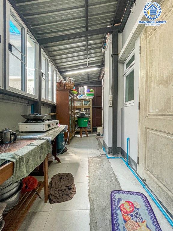 *****บ้านเดี่ยวมือสอง โครงการ บางกอกบูเลอวาร์ด ปิ่นเกล้า-เพชรเกษม เนื้อที่กว้าง 70 ตร.ว. ฟังก์ชัน 4 ห้องนอน 4 ห้องน้ำ 2 ที่จอดรถ สภาพดีเยี่ยม ราคาคุ้มค่า บนทำเลเดินทางสะดวก เชื่อมต่อถนนเพชรเกษม ถนนบางบอน3 ถนนกาญจนาภิเษก ใกล้รถไฟฟ้าสายสีน้ำเงิน "สถานีหลักสอง" และจุดขึ้นทางด่วน "ศรีรัช-วงแหวน"