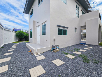 *****บ้านเดี่ยวมือสองกรุงเทพมหานคร โครงการ เดอะแกรนด์ วงแหวน-ประชาอุทิศ เนื้อที่กว้าง 65.30 ตร.ว. ฟังก์ชัน 3 ห้องนอน 3 ห้องน้ำ 2 ที่จอดรถ บ้านสวย พร้อมเข้าอยู่ บนทำเลแห่งการเดินทาง เชื่อมต่อ ถนนประชาอุทิศ, ถนนบางขุนเทียน, ถนนพระราม 2 ใกล้จุดขึ้นทางด่วน "พระราม2"