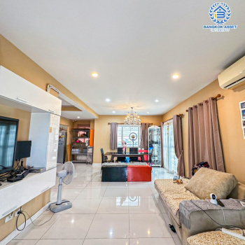 *****บ้านเดี่ยวมือสอง โครงการ เดอะแพลนท์ ไลท์ ติวานนท์-รังสิต เนื้อที่กว้าง 64.40 ตร.ว. ฟังก์ชัน 3 ห้องนอน 2 ห้องน้ำ 2 ที่จอดรถ บ้านหลังใหญ่สภาพดีเยี่ยม พร้อมเข้าอยู่ บนทำเลดี เชื่อมต่อถนนรังสิต-ปทุมธานี ถนนเลียบคลองรังสิต ถนนศรีสมาน ใกล้รถไฟฟ้าสายสีแดง "สถานีรังสิต" และจุดขึ้นทางด่วน "ประจิมรัถยา"