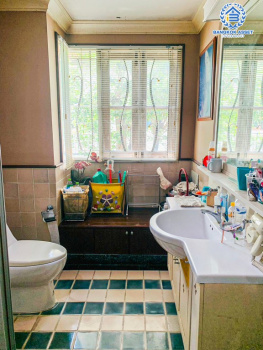 *****บ้านเดี่ยวมือสอง โครงการ วรารมย์ เพชรเกษม81 เฟส2 เนื้อที่กว้างกว่า 155 ตร.ว. ฟังก์ชัน 4 ห้องนอน 4 ห้องน้ำ 4 ที่จอดรถ บ้านหลังใหญ่ ภายในสภาพดีมาก บรรยากาศบ้านสวน บนทำเลเดินทางสะดวก เชื่อมต่อถนนเอกชัย ถนนบางบอน5 ถนนพระราม2 ใกล้เซ็นทรัลพระราม2