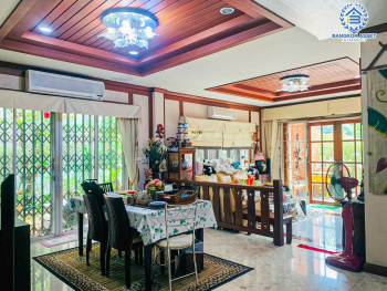 *****บ้านเดี่ยวมือสอง โครงการ วรารมย์ เพชรเกษม81 เฟส2 เนื้อที่กว้างกว่า 155 ตร.ว. ฟังก์ชัน 4 ห้องนอน 4 ห้องน้ำ 4 ที่จอดรถ บ้านหลังใหญ่ ภายในสภาพดีมาก บรรยากาศบ้านสวน บนทำเลเดินทางสะดวก เชื่อมต่อถนนเอกชัย ถนนบางบอน5 ถนนพระราม2 ใกล้เซ็นทรัลพระราม2