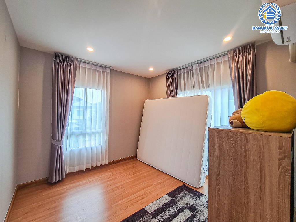 *****บ้านแฝดมือสอง โครงการ เดอะ แพลนท์ พหลโยธิน-รังสิต หลังมุม เนื้อที่กว้าง 44.10 ตร.ว. ฟังก์ชัน 3 ห้องนอน 2 ห้องน้ำ 2 ที่จอดรถ ข้างบ้านมีพื้นที่กว้าง ต่อเติมครัวพร้อมใช้งาน โครงการบนทำเลดี เชื่อมต่อถนนคลองหลวง ถนนรังสิต-รังสิต ถนนพหลโยธิน ใกล้ฟิวเจอร์พาร์ครังสิต